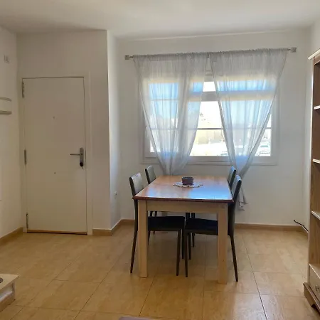 Castillo بيت للعطل كاليتا ذي فوستي